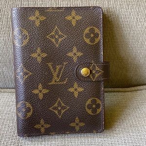 Louis Vuitton agenda pm